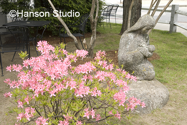 Peterborough, NH - Mother/Child Sculpture - Spring